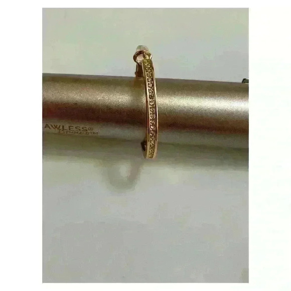 Médium Crystal Inside Out Medium Hoop In Gold Plate Earrings - Picture 10 of 10